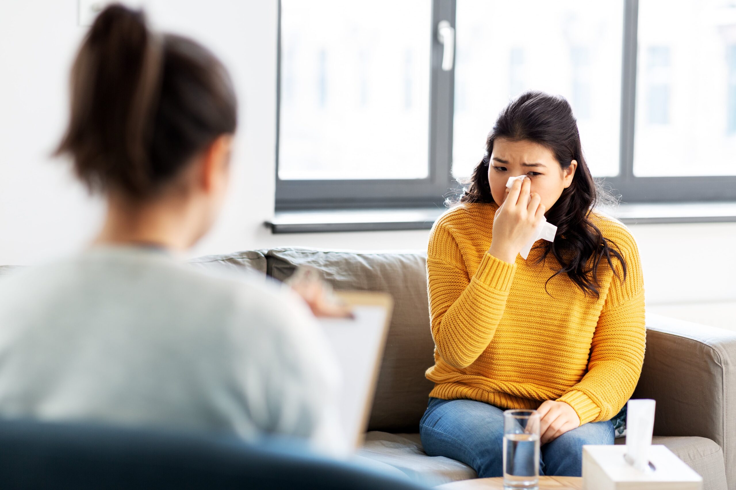 A woman in therapy at Heroin Rehab Centers in Los Angeles.